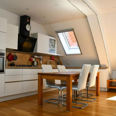 Stairway To Ljubljana Apartment Luaran gambar